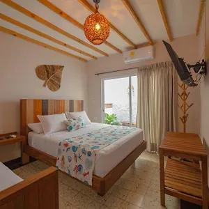 https://colonia-beach-airport.cartagena-hotels.org